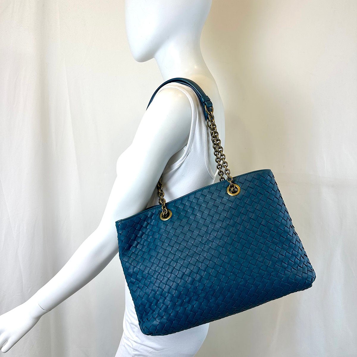 Bottega Veneta Intrecciato Tote - Image 2