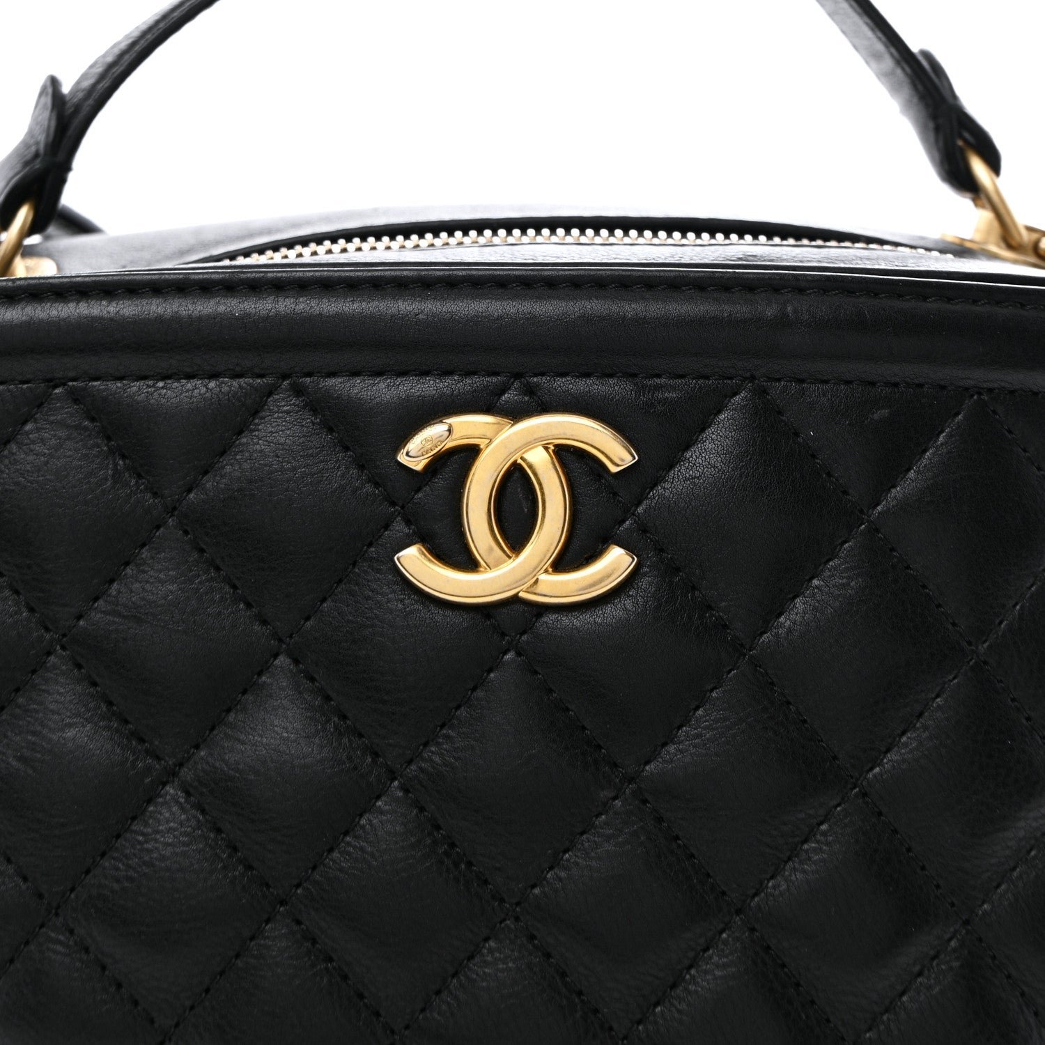 Calfskin Quilted CC Medium Vanity Case Black - Image 13