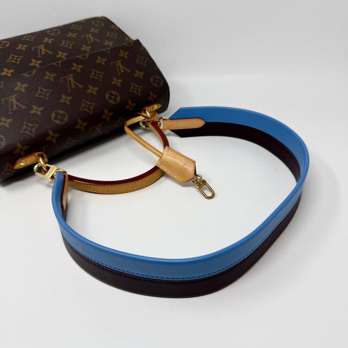 Louis Vuitton 2019 Cluny MM bag - Image 7