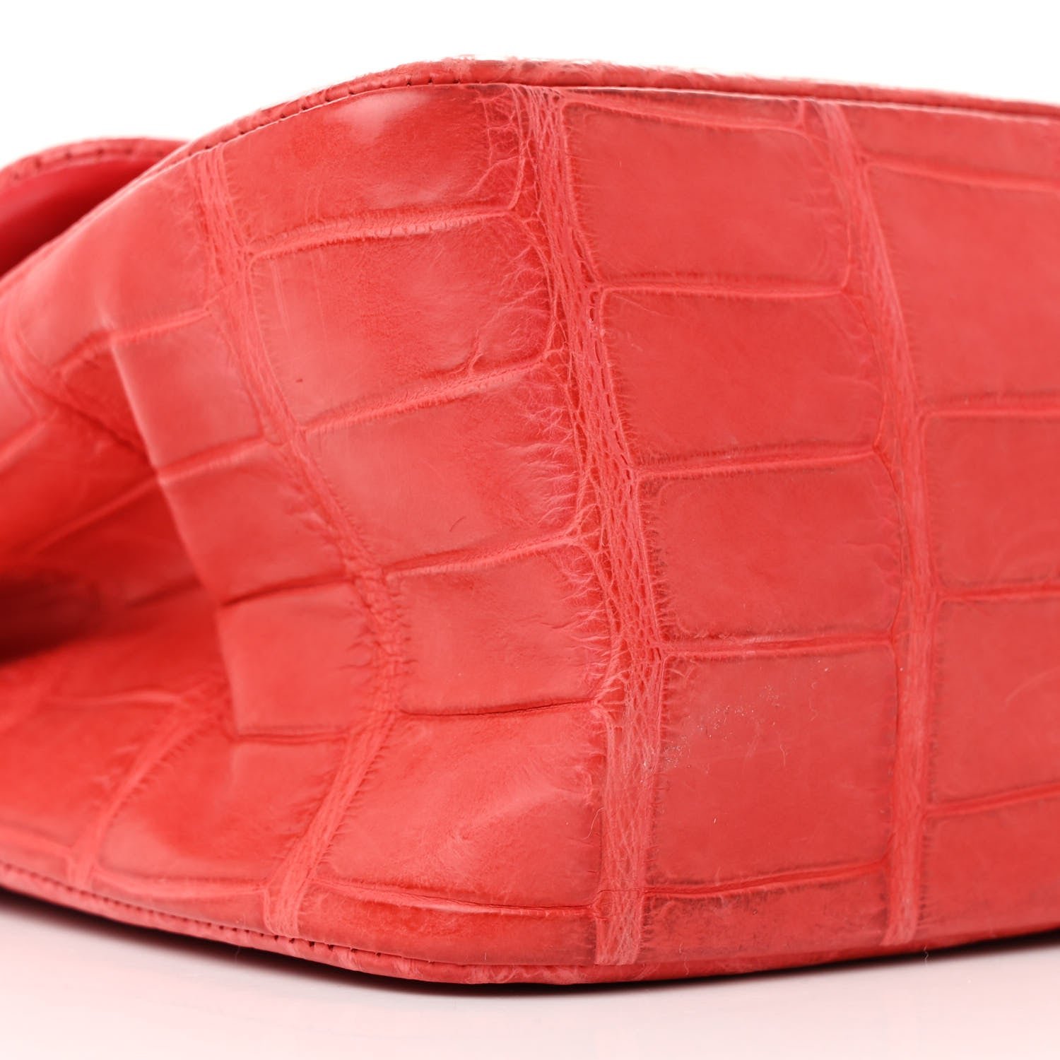 Alligator Jumbo Double Flap Red - Image 9