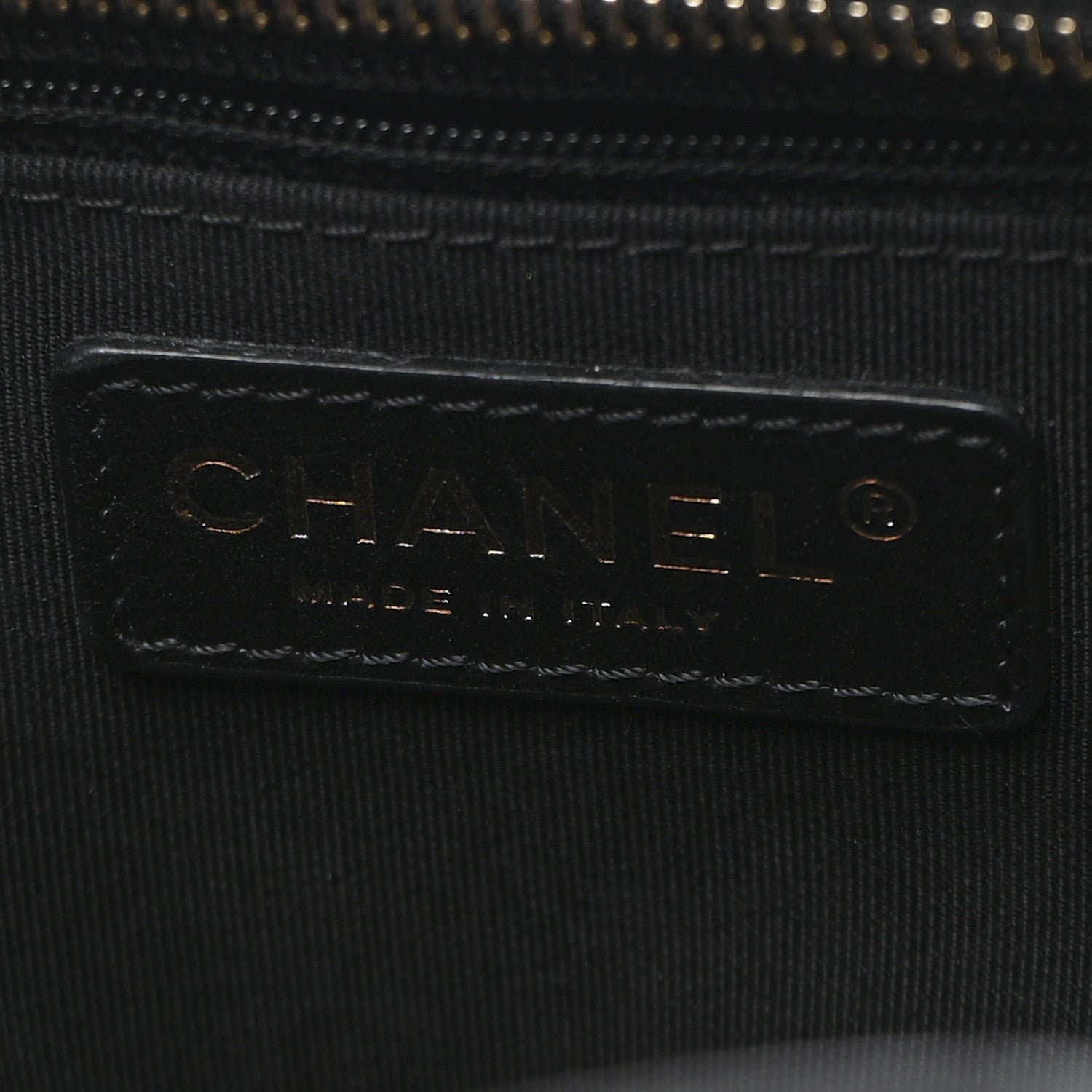 Calfskin Quilted CC Medium Vanity Case Black - Image 12