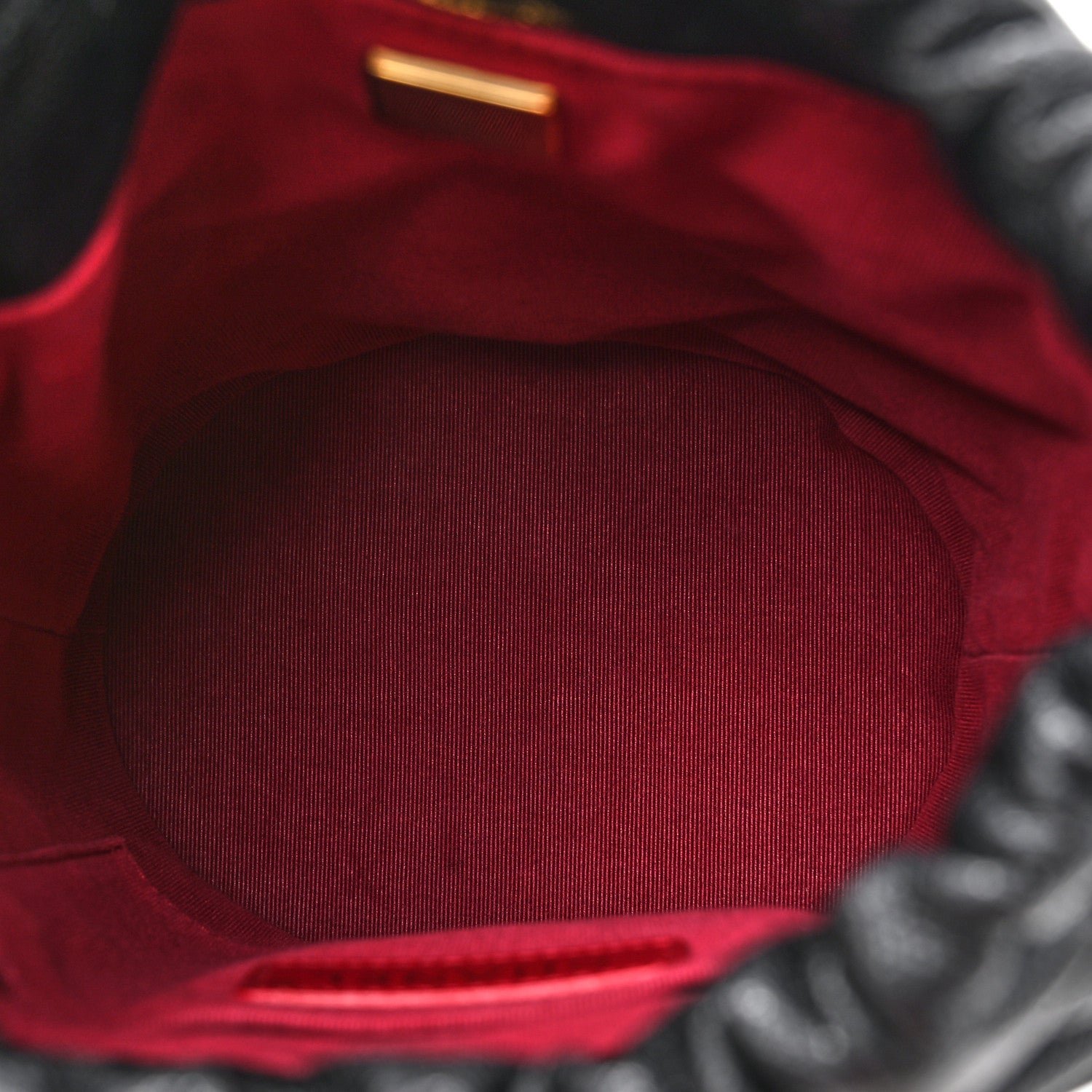 Caviar Quilted Twist Your Buttons Bucket Bag Black - Image 5