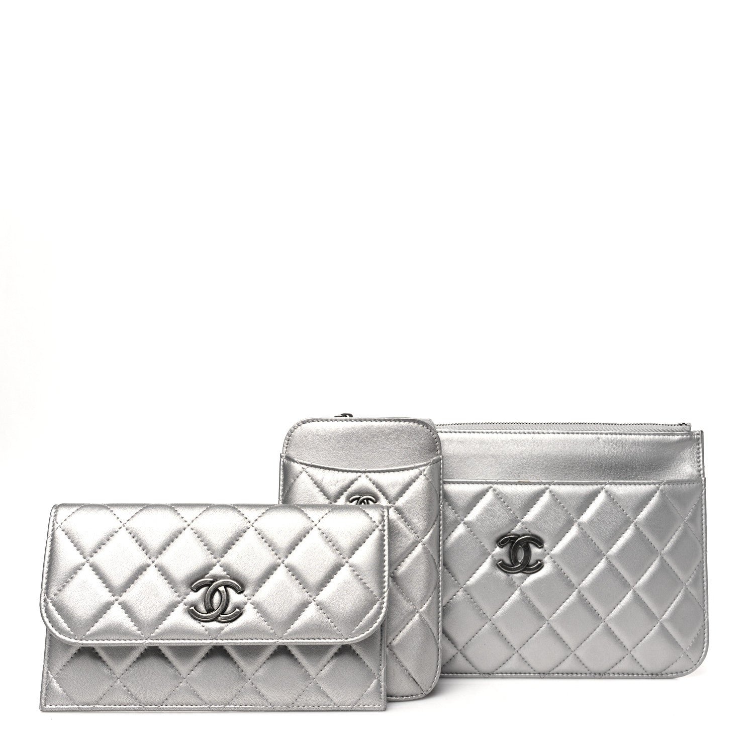 Metallic Lambskin Quilted Clutch With Chain Silver - Image 3
