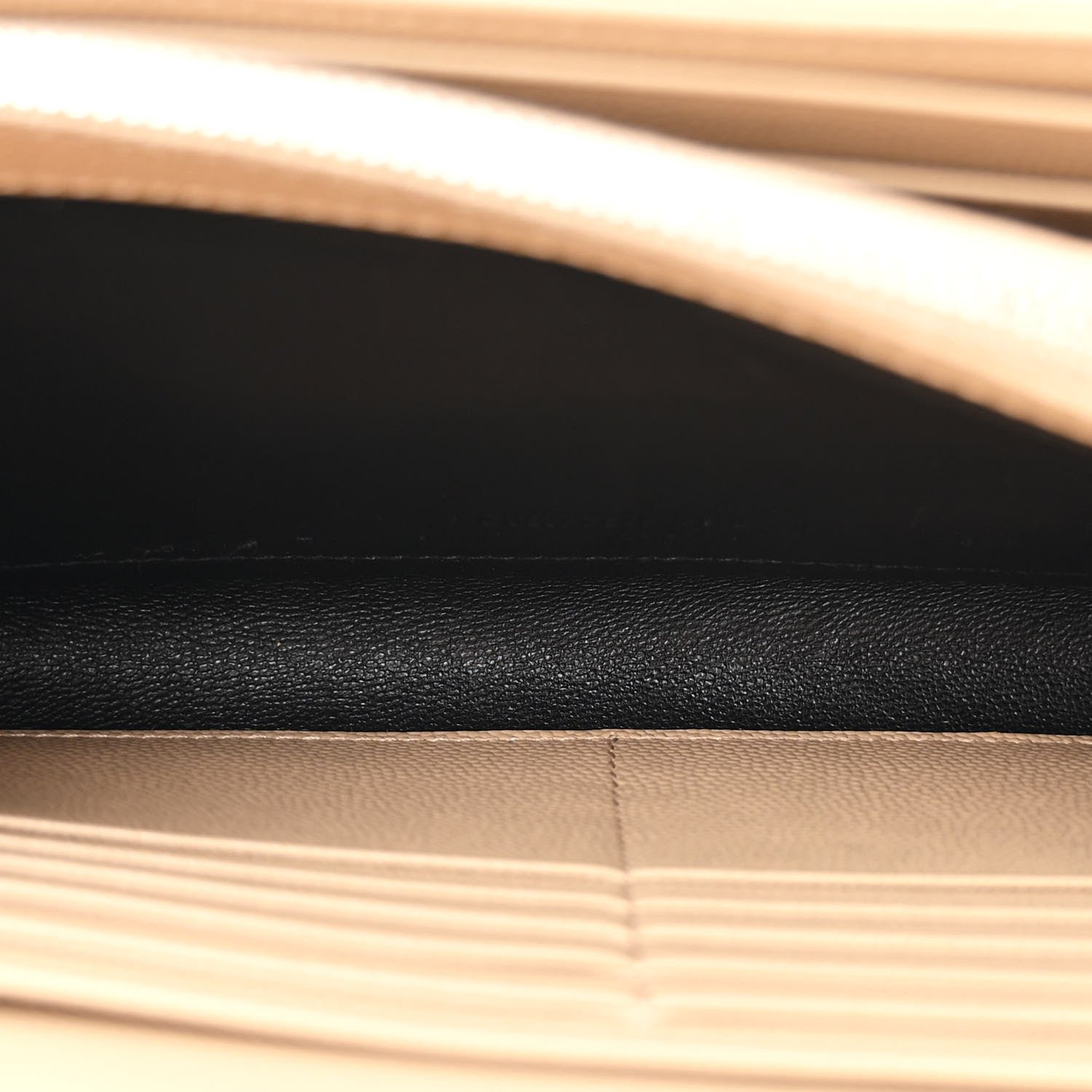 Grain De Poudre Matelasse Chevron Cassandre Chain Wallet Dark Beige - Image 5