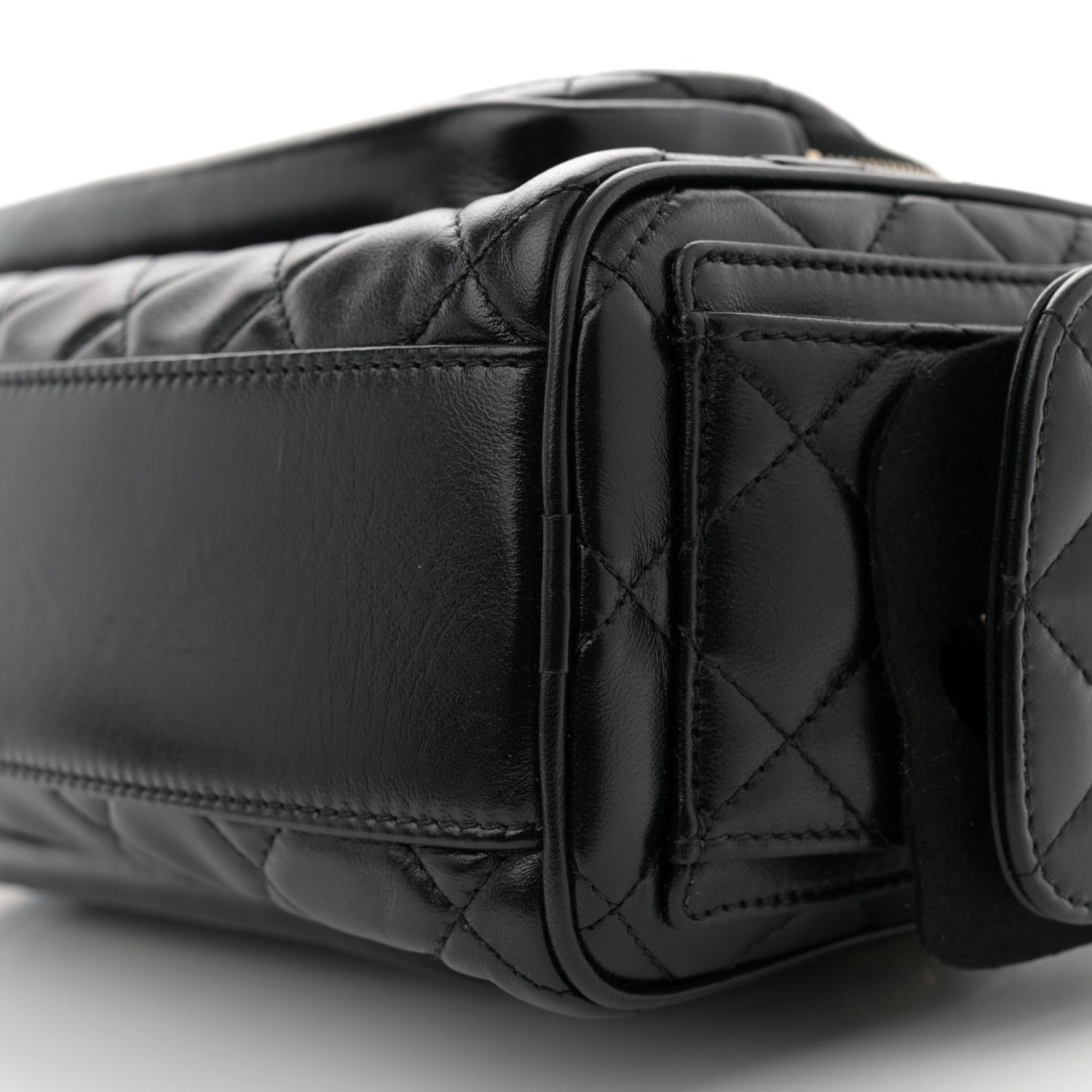 Shiny Crumpled Lambskin Quilted Medium Preppy Pocket Camera Case Black - Image 10