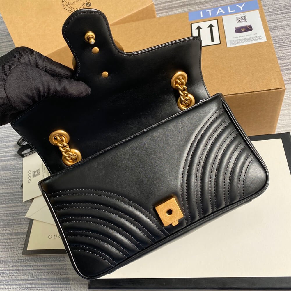 GUCCI Black & Gold Small Shoulder Bag – Quilted Leather Crossbody with Double G Chain - Image 3