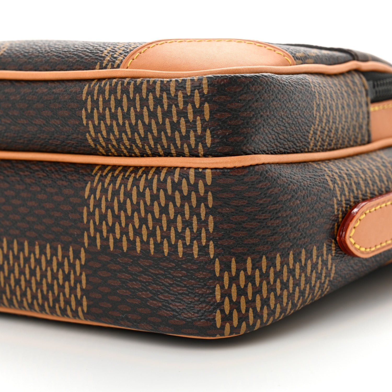 x NIGO Giant Damier Ebene Monogram Nil Messenger - Image 10