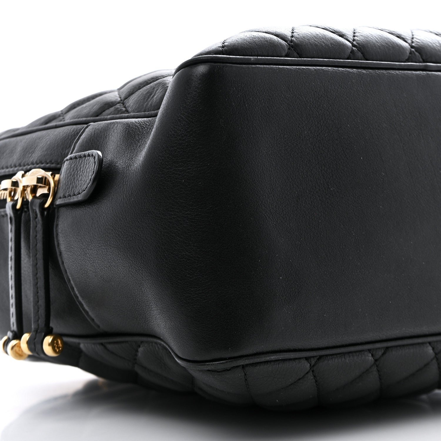 Calfskin Quilted CC Medium Vanity Case Black - Image 15