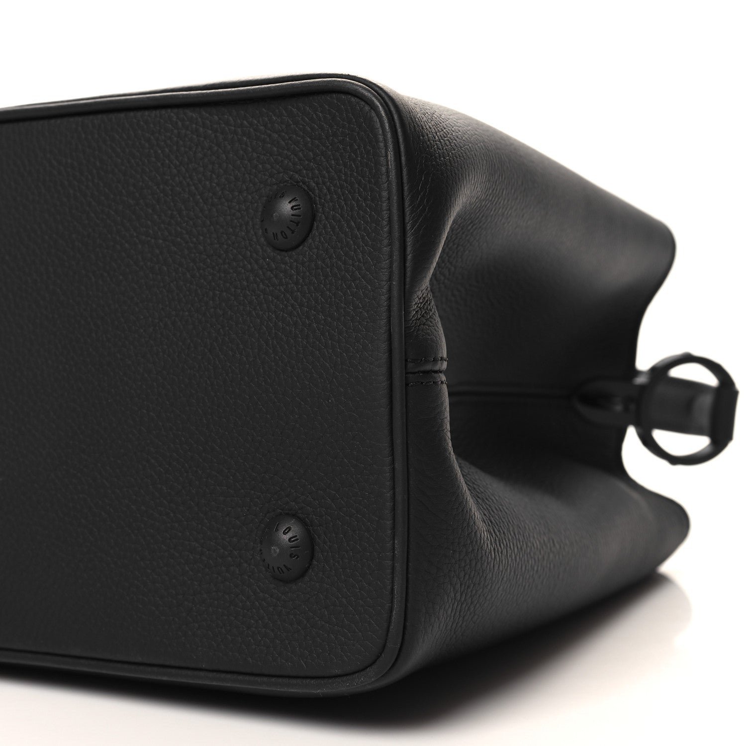 Taurillon Capucines GM Souple Matte Black - Image 10