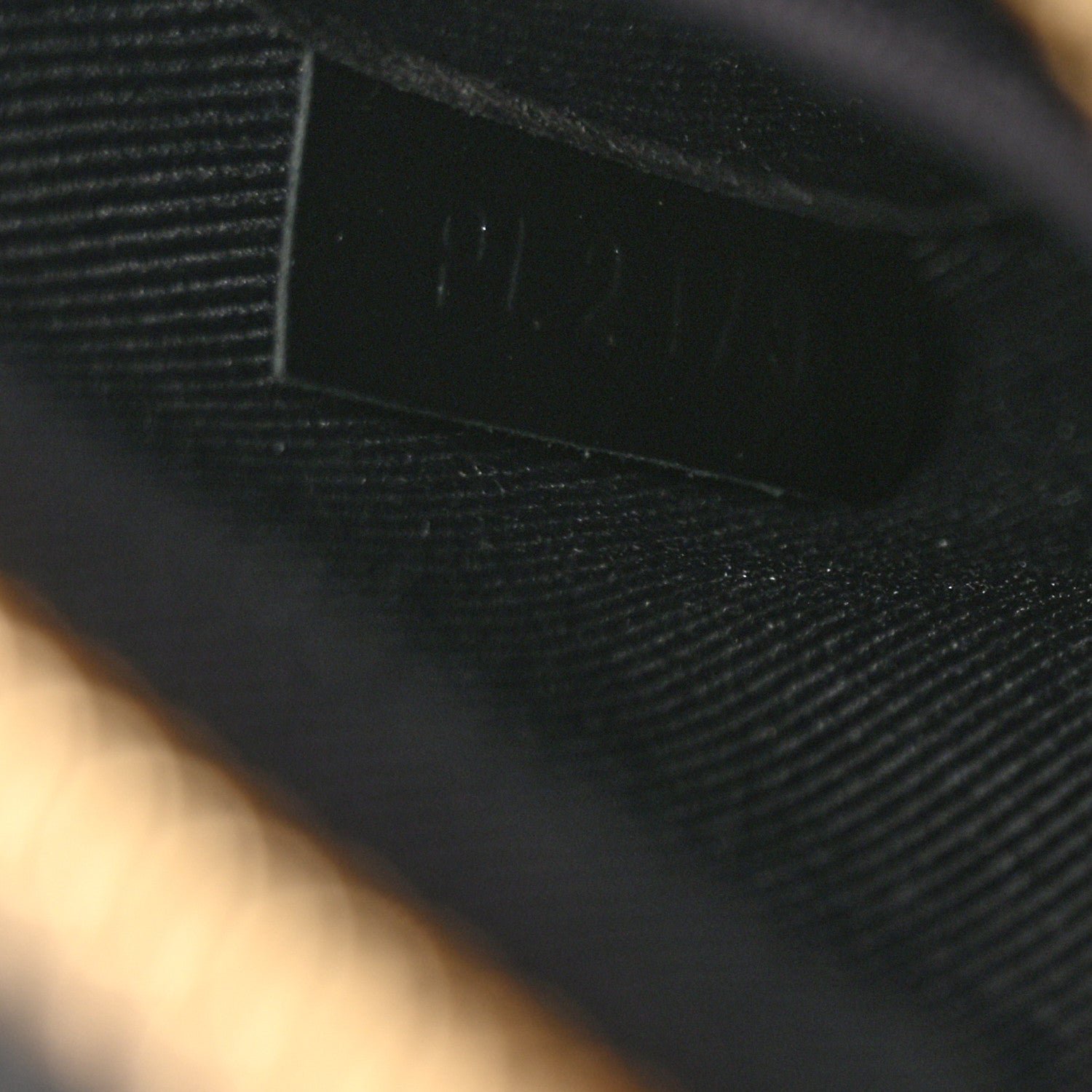 Vernis Belt Bag Black - Image 6