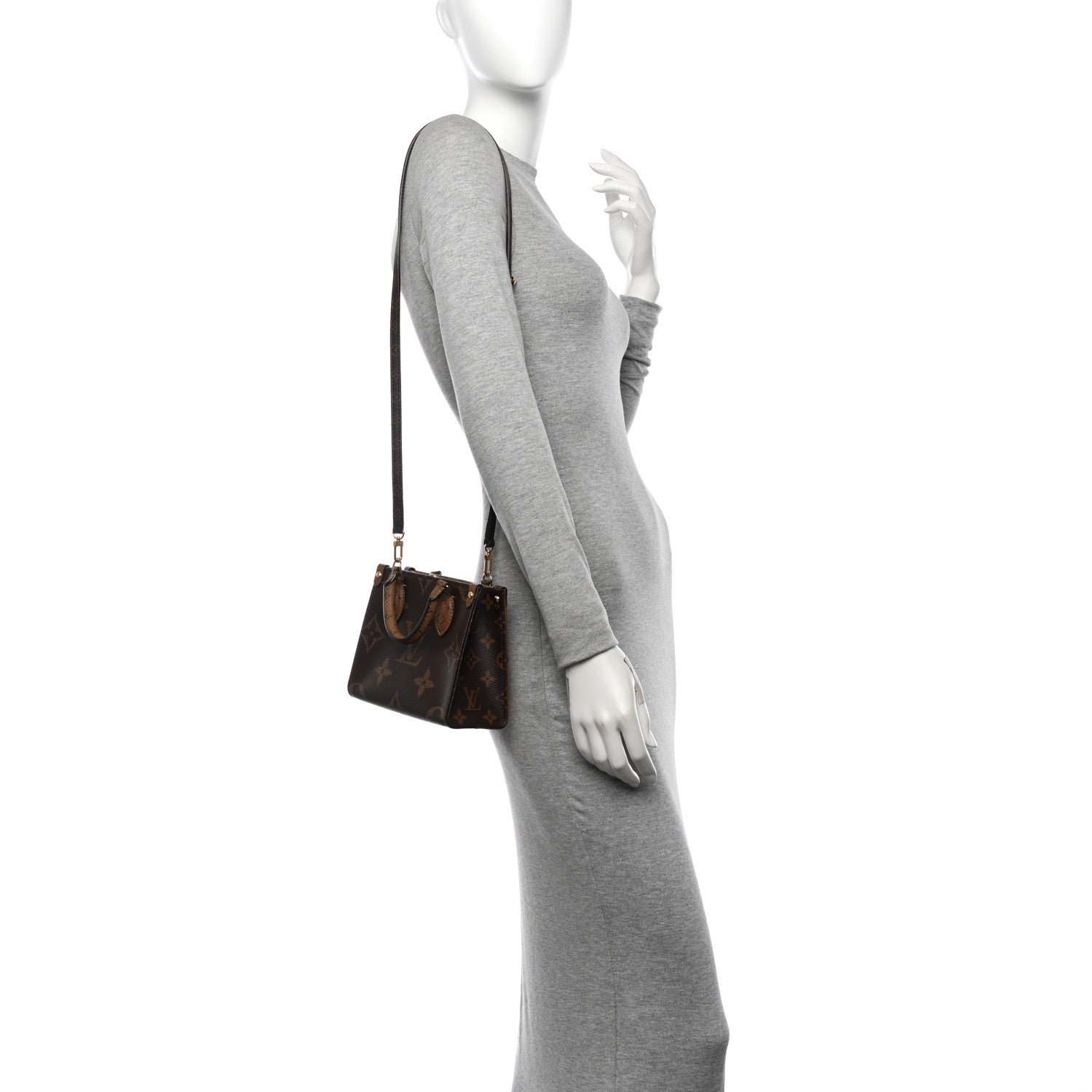 Reverse Monogram Giant Onthego BB - Image 2