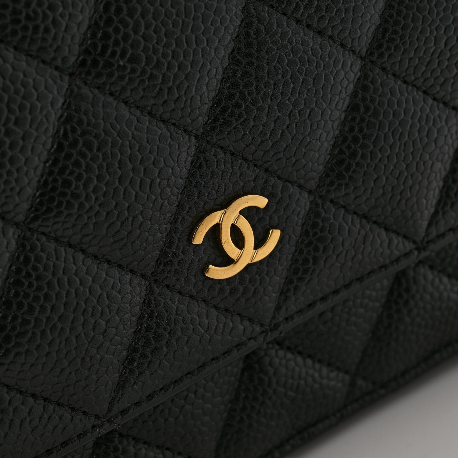 Caviar Quilted Wallet on Chain WOC Black - Image 12