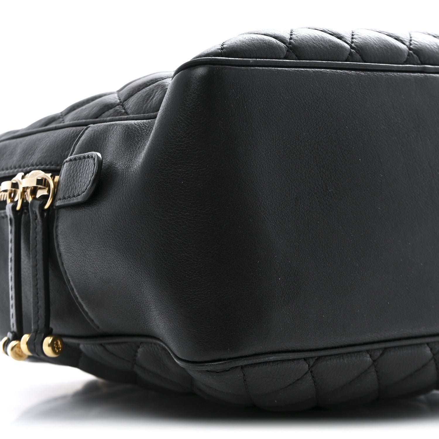 Calfskin Quilted CC Medium Vanity Case Black - Image 18