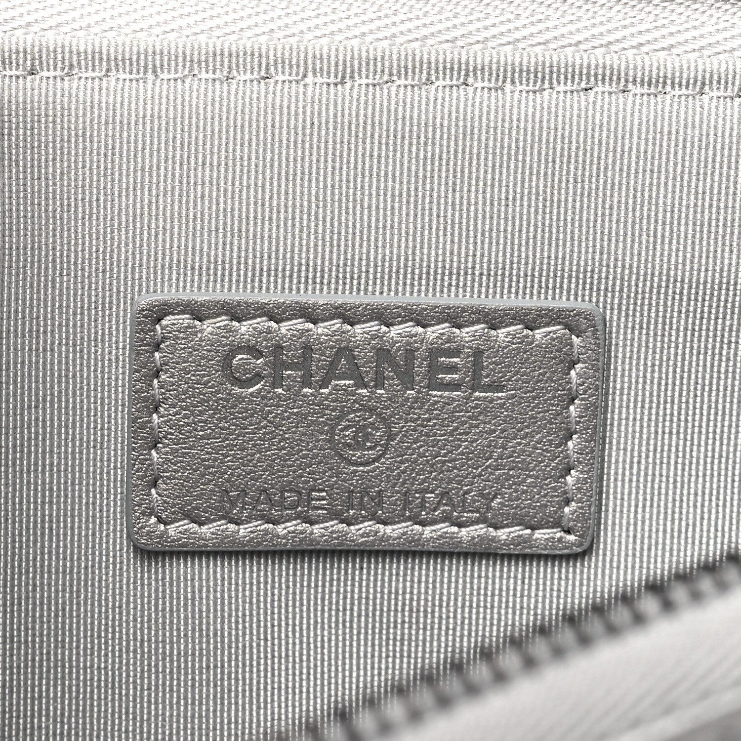 Metallic Lambskin Quilted Clutch With Chain Silver - Image 8